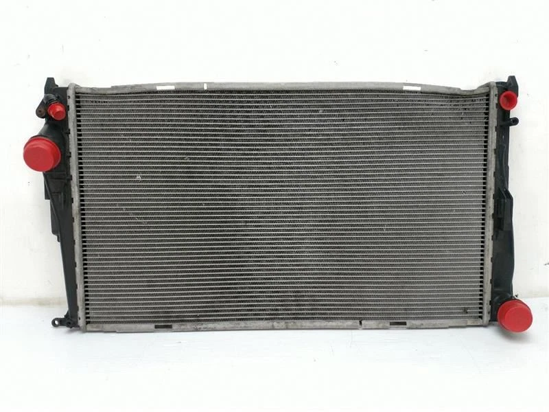 2010 BMW 335xi 335i Turbo E90 E92 Engine Radiator Automatic Transmission - Image 1 of 4