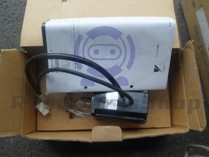 NEW YASKAWA AC SERVO MOTOR SGM-02B314S SGM02B314S 1PCS - Picture 1 of 1