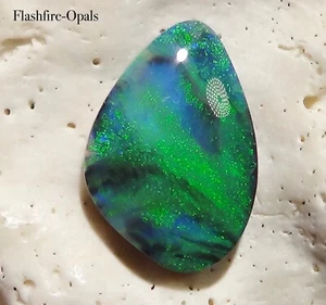 3,8ct. GEM SOLID NOBBY OPAL BRILLIANT GRÜN-BLAU-TÜRKI VIDEO FLASHFIRE-OPALS - Picture 1 of 6