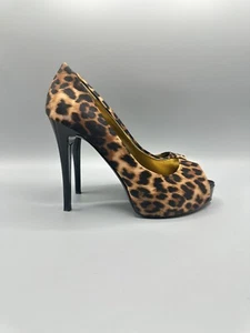 Woman's Guess Leopard Brown Natural Fabric Pump Heels Shoes Size 8M - Picture 1 of 5