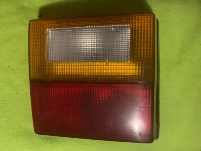 88 奥迪 Avant 左内驾驶员侧尾灯尾灯 — 第 1/4 张图片