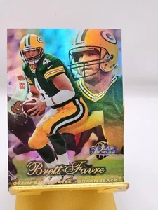 1998 Flair Showcase Sec 1 Row 2 Seat 1 Brett Favre Green Bay Packers HOF MINT - Picture 1 of 2