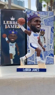 Dodgers Lebron James Lakers Bobblehead SGA 19/08/23 Totalmente Nuevo Foto 1 de 3