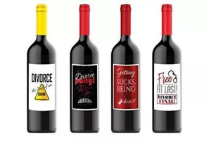 Etichette Bottiglia Vino per Festa Divorzio Regalo per Quattro (4) Bottiglie 4,25 x 5,5 cadauna - Foto 1 di 7