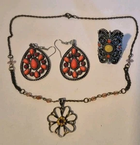 Boho Hippie Costume Jewelry Lot Earrings Flower Necklace Chuncky Ring Size 7 - Picture 1 of 6