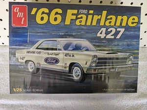 AMT 1966 FORD FAIRLANE 427 Street Machine 1:25 Scale Sealed kit - Picture 1 of 5