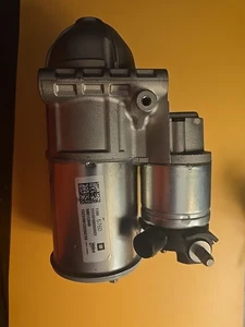OEM NEW 14-20 Sierra Silverado Suburban Tahoe Yukon Starter Assembly 12736813 - Bild 1 von 4