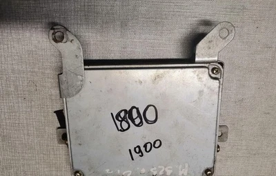 Mazda 323 F Motorsteuergerat/-modul RF4D18881 2758005380 - Image 1 of 4