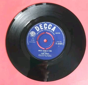 TOM JONES - F.12121 - ONCE UPON A TIME / I TELL THE SEA 1965 (1833) - Picture 1 of 4