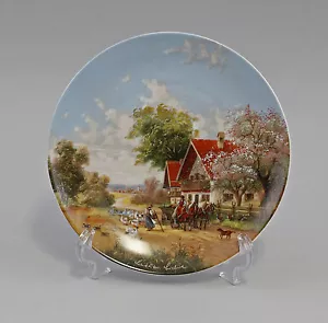 99840341 Porcelain Collection Plate Village Living Lückels Idyllic Market - Imagen 1 de 1