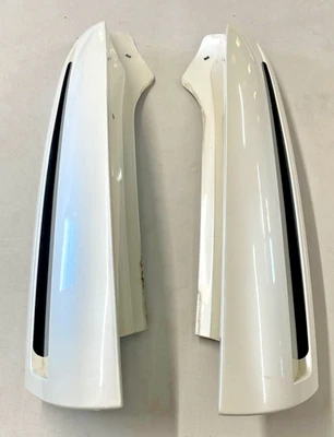 Rear D Pillar Trim Molding SET Lh and Rh, WHITE fits 2002-2006 Cadillac Escalade - Image 1 of 4