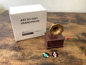 Vintage Sylvanian Families Working Gramophone with vinyl record Mail Away Boxed - Picture 1 of 10
