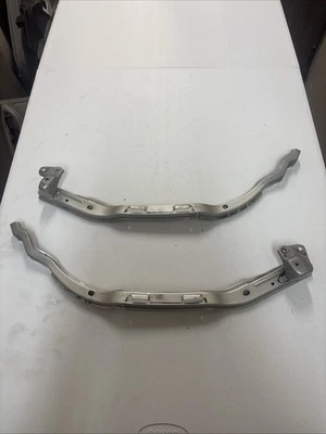  Front, Driver and Passenger Side Bumper Retainer For Lexus ES300 2002-2006 - Image 1 of 4