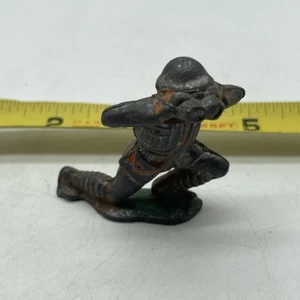De colección Marclay Manoil Juguete Soldado Ona Rodilla Con Binoculares Soldado Hecho en EE. UU. - Imagen 1 de 3