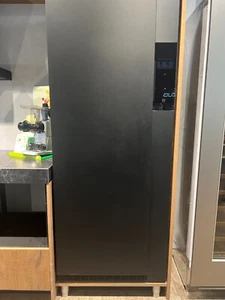 V-ZUG Refresh Butler Bügelautomat und Textilpflege - Bild 1 von 4