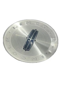 lincoln town  center cap 8W1Z1130C    9w13-1a096-aa - Picture 1 of 3