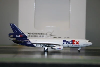 Aeroclassics 1:400 FedEx McDonnell Douglas DC-10-10 N398FE AC419972 Model Plane - Image 1 of 4