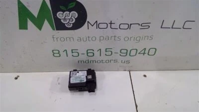 2018-2021 CHEVROLET EQUINOX KEYLESS ENTRY REMOTE RECEIVER MODULE OEM 13595510 - Image 1 of 4