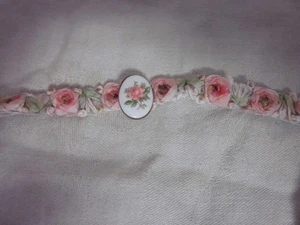 Collar Gargantilla Rosa Victoriana Pintado a Mano Rosa Encaje - Imagen 1 de 4