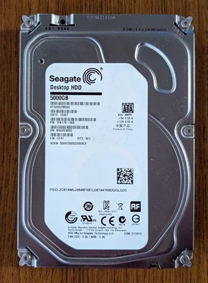 Seagate ST5000DM000 5TB Desktop HDD Harddive  3.5" Internal - Image 1 of 3