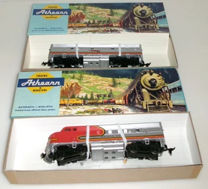 HO Scale Athearn PAAR F7A Santa Fe Pass. Super-Geared #3201 & F7B Dummy #3002 - Bild 1 von 3