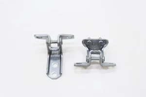 2007 - 2020 MITSUBISHI OUTLANDER REAR LEFT LOWER & UPPER DOOR HINGE OEM GRAY_U17 - Picture 1 of 10