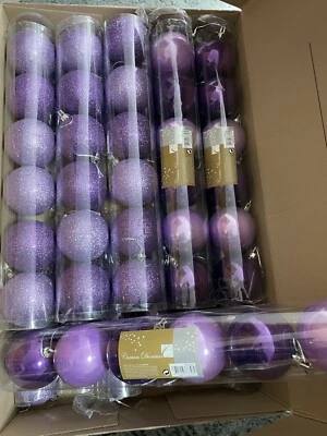 90 Sfere Natalizie Lilla/viola + 8 Rami Decorativi Argento Glitterati - Immagine 1 di 4