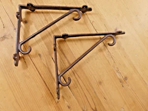 2 PCS CAST IRON SHELF BRACKETS CORNER BRACE CORBELS PLANT HOOKS LARGE RUSTIC - Picture 1 of 7
