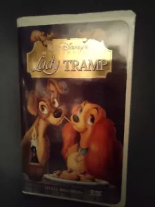 Lady and the Tramp Disney Masterpiece VHS Collectors Clam Shell - Imagen 1 de 3