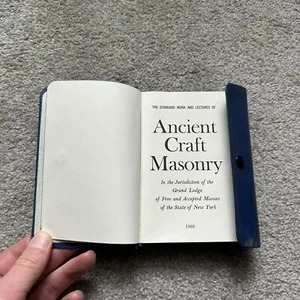 The Standard Work And Lectures Of Ancient Craft Masonry Wendell K. Walker 1968 - Imagen 1 de 3