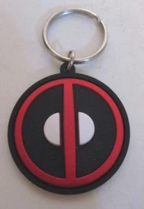 LLAVERO DE SILICONA CON LOGOTIPO DE HÉROE DE CÓMIC MARVEL COMICS DEADPOOL 2012 - Imagen 1 de 3