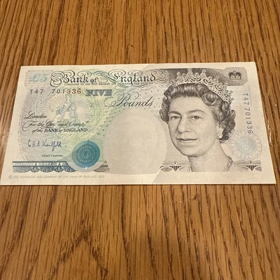 Billete Banco de Inglaterra L5 LIBRAS 1990 PAPEL MONEDA CIRCULADO SER Reina Isabel II Foto 1 de 4