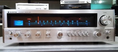 SANYO DCX-4000L STORICO  SINTO-AMPLIFICATORE HI-FI STEREO DA 18 W x 2 **Perfetto - Immagine 1 di 4