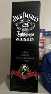 Jack Daniels ausgefallenes rotes Band Urlaub Geschenk Display Box 700ml - Bild 1 von 6