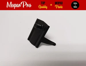 1946-1948 PLYMOUTH P-15 SPECIAL DELUXE NEW FRONT FENDER MOLDING TRIM CLIP - Picture 1 of 6