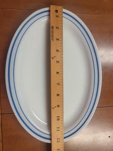 Pyrex per Corelle piatto ovale 12 1/2" blu e bianco 799-8 - Foto 1 di 2