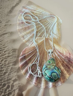 Abalone Shell in Shell Shape Pendant Necklace -925 Silver plated- Brand New - Image 1 of 4