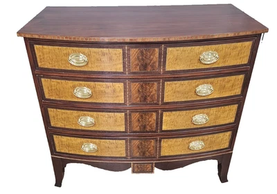 STICKLEY Williamsburg 系列老虎枫木 Bassett Hall 胸部 CW 202 — 第 1/4 张图片