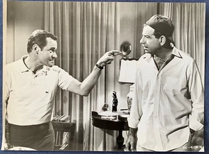 Foto stampa vintage 1968 La strana coppia film Jack Lemmon Walter Matthau LGBTQ - Foto 1 di 10