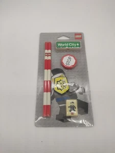 LEGO World City Police Stationary set Brand New - Picture 1 of 2