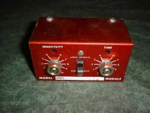 Banner 8 Pin Engineering MB5 Modulo Logico (19087-D5) - Foto 1 di 2
