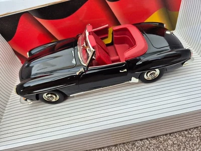 1/18 ERTL VINTAGE - COCHE MODELO MERCEDES BENZ 190SL ROADSTER NEGRO DIECAST Foto 1 de 4