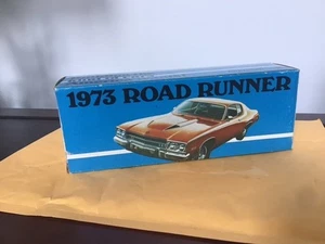 1973, Original MOPAR Promo Box, Adverising Package "ROAD RUNNER" - Picture 1 of 7