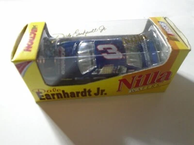 Action Figurine #3 Dale Earnhardt Jr Nilla Wafer, AC Delco, Nascar, 1/64 Scala - Immagine 1 di 2