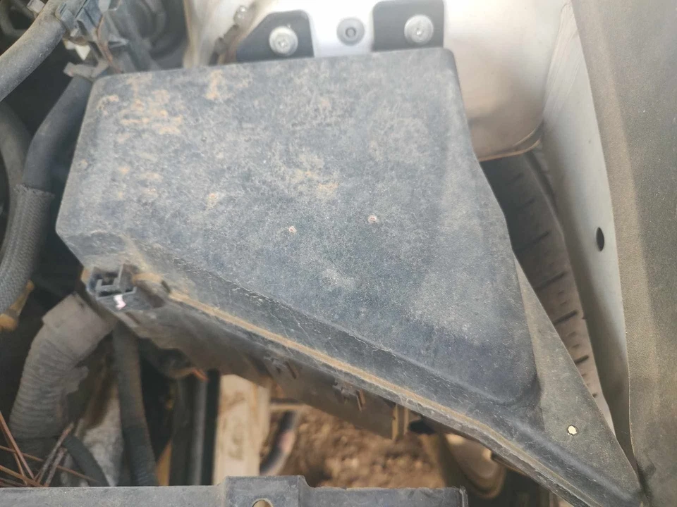 2010–2014 SUBARU LEGACY Engine Fuse Box - Image 1 of 1