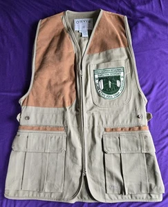 ORVIS Safari Fishing Shooting Hunting Vest Size M 100% Cotton Leather Accents - Picture 1 of 5