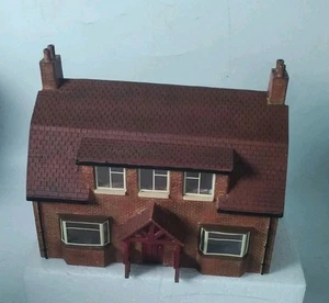 Hornby Skaledale Crossing Keepers House R8590 OO Gauge boxed - Picture 1 of 11