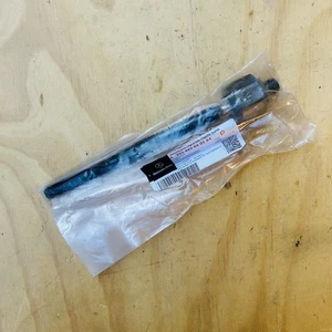 Genuine Mercedes OEM W213 E63s right rack end tie rod inner NEW A2054600405 - Picture 1 of 9