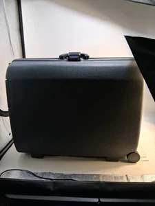 Vtg '86 Samsonite Oyster Suitcase 3 Point Latch Pull Along Hard Shell Look 29.5L - Picture 1 of 22