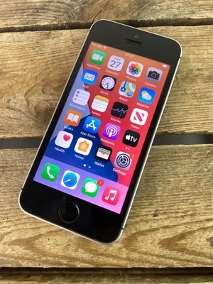 Apple MP822B/A iPhone SE 32GB Smartphone - Space Grey (Unlocked) - Image 1 of 4